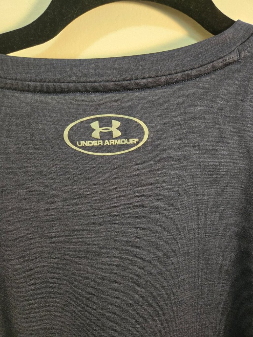 Under Armour HeatGear V Neck Athletic Tee Mens Large Blue Loose Fit 1253535 - Picture 6 of 8